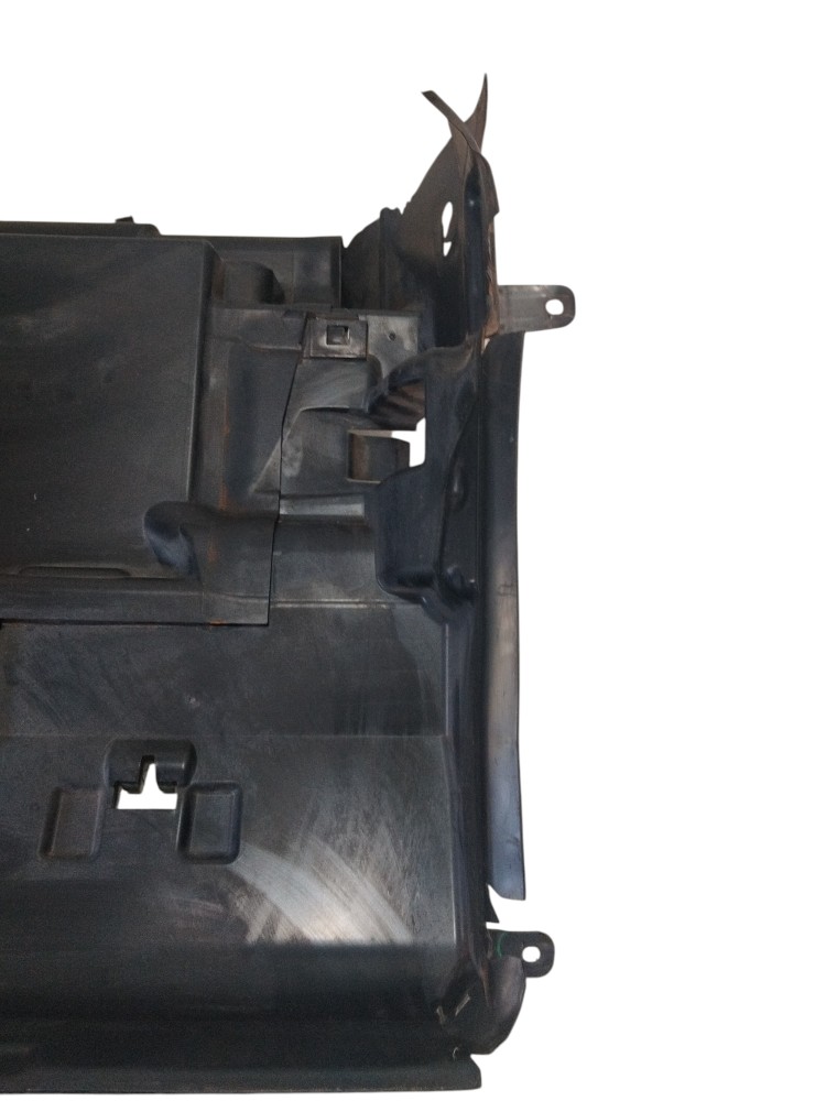 Duto De Ar Do Suporte Traseiro Radiador Audi Etron Original 5