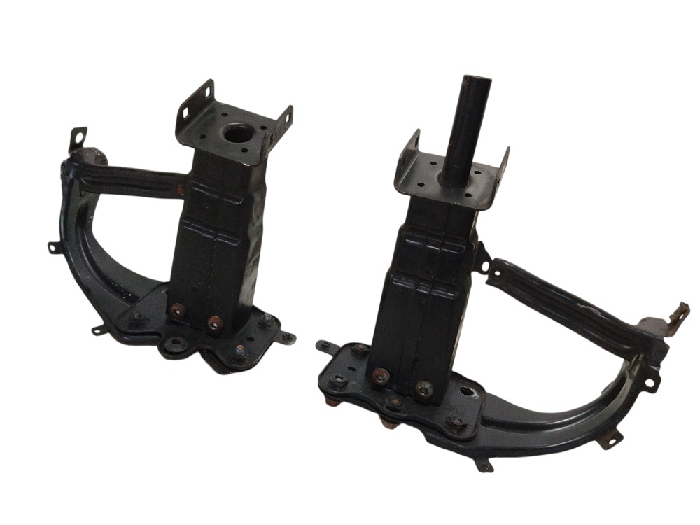 Par de Suporte Para-choque Dianteiro Mercedes CLS 500 2005 3