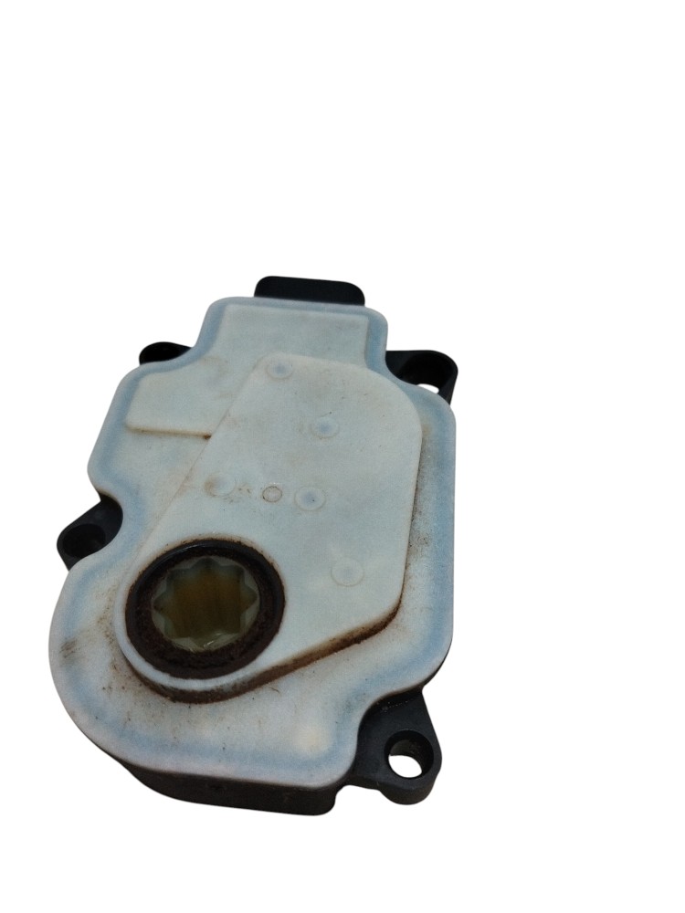 Atuador alerta moldura radiador Audi Etron 2022 ORIGINAL 5