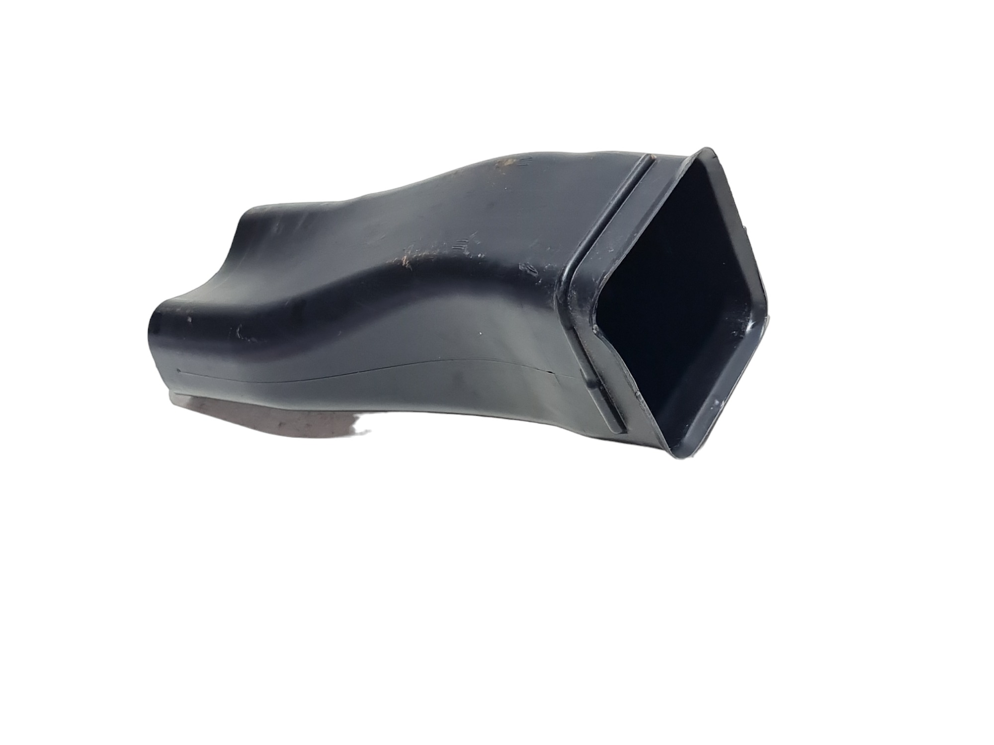 Duto De Ar Aquecedor Cod 84033012 Volvo New Fh Fh540 2023 2