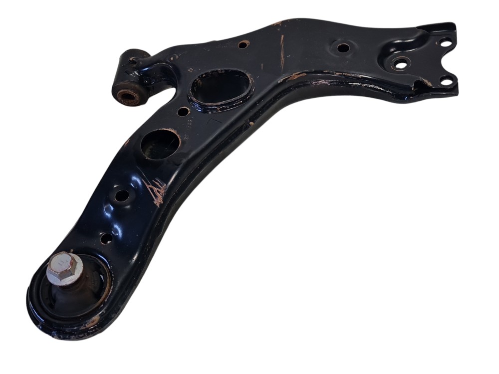 Bandeja inferior dianteira esquerda Lexus NX 300h 2019 6