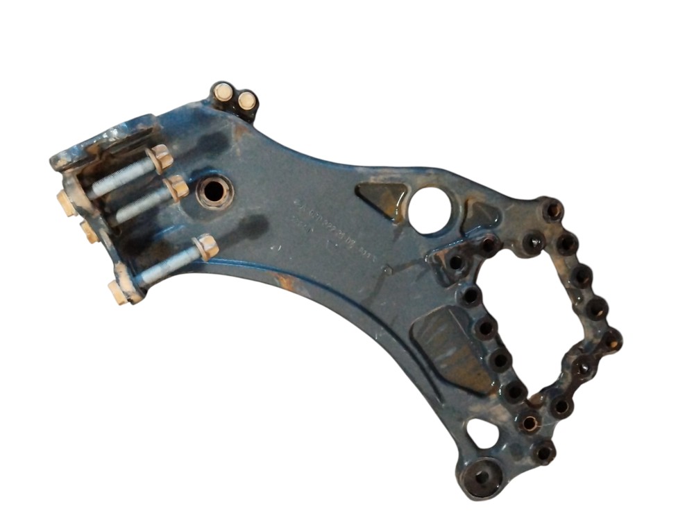 Suporte Mola Suspensão Mercedes Actros2651 2022 A9603223101 2