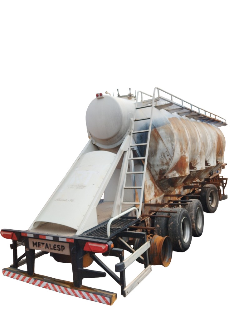 Sucata carreta METALESP SILOCAR 4 EIXOS também desmontamos