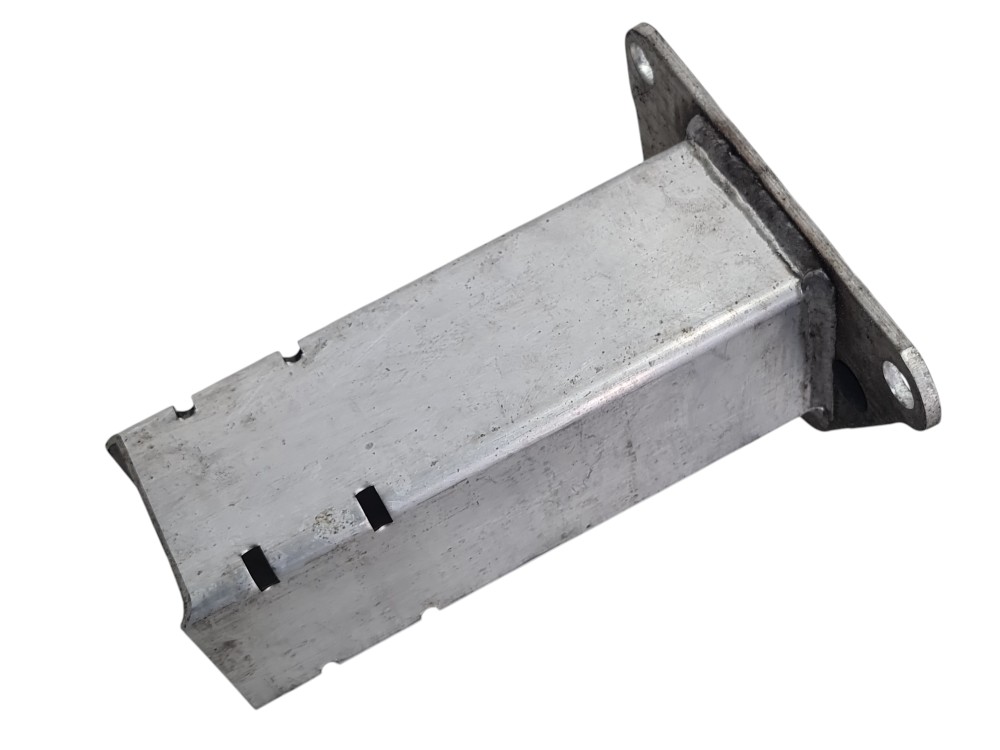 Suporte Longarina Esquerda Jeep Commander 2022 2023 3