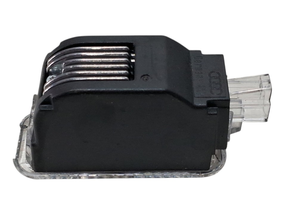 Luz Cortesia Porta Traseira Para o Audi E tron SPB 2022 6