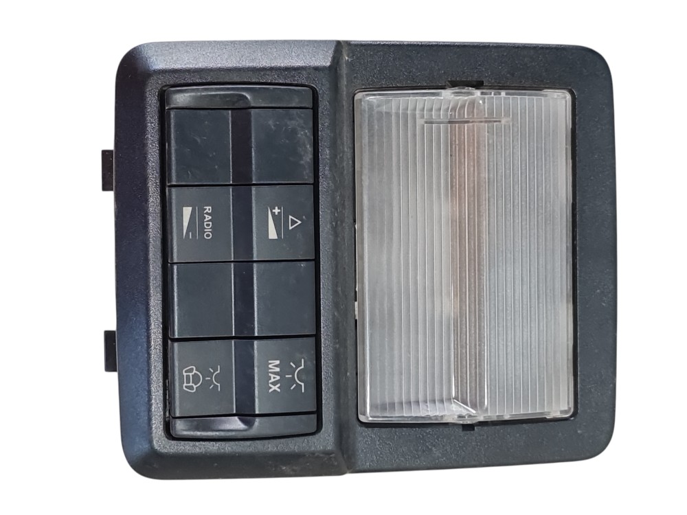 Luz cortesia teto Mercedes Actros 2651 2022 A9608200601 3