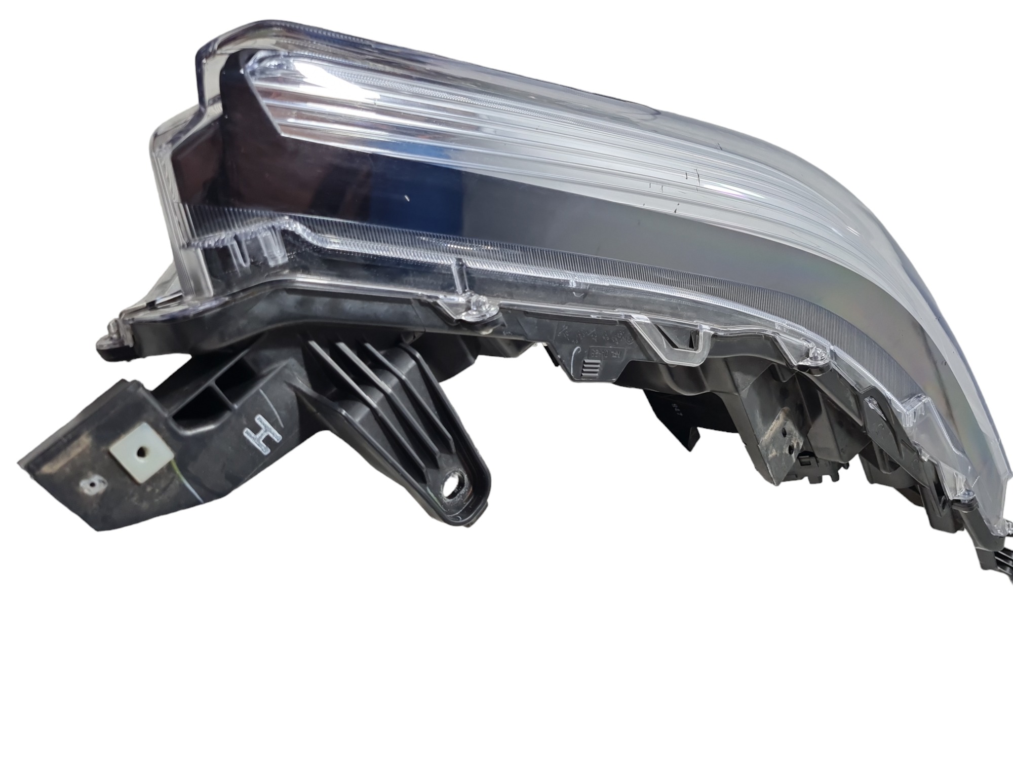 Farol Dianteiro Esquerdo Toyota Corolla Cross 2023 Detalhe Esquerdo 6