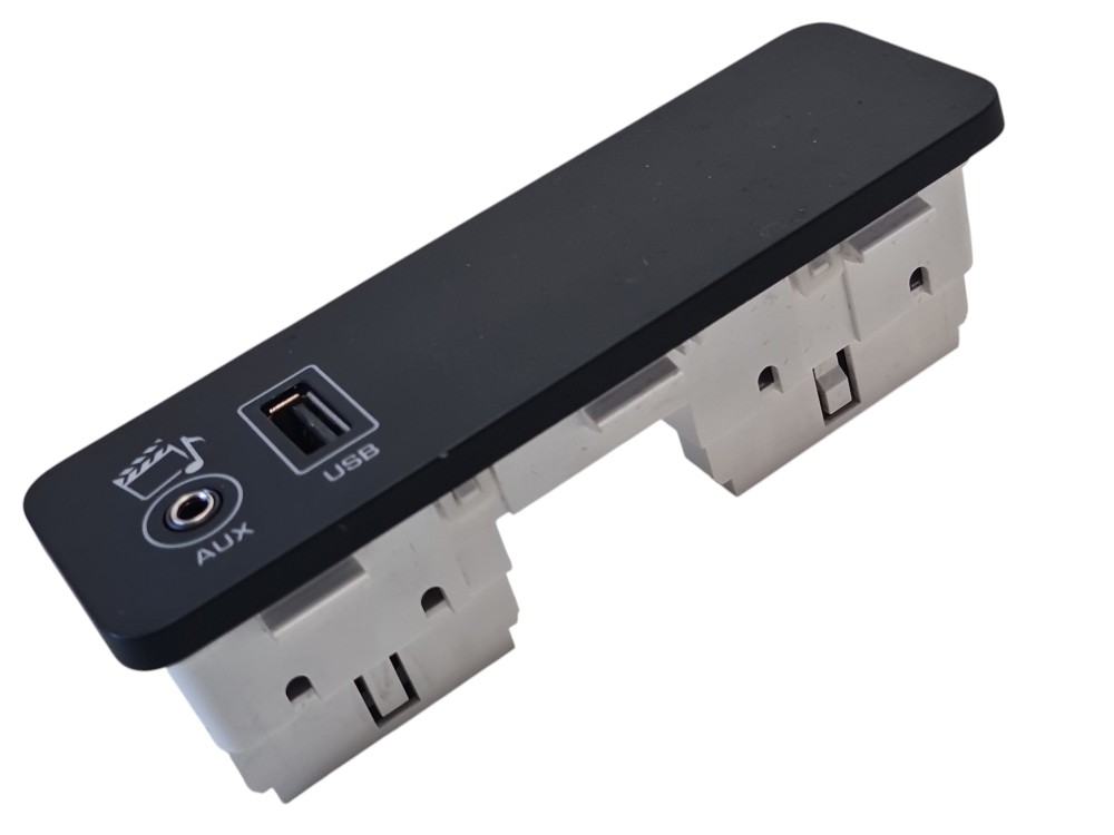 Conector Usb E Auxiliar Discovery 4 2015 Dh2219c166 Original 2
