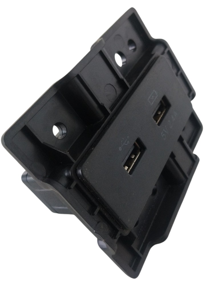 Entrada De Energia Usb Jac E Js1 2023 Original 5305243×0070 4