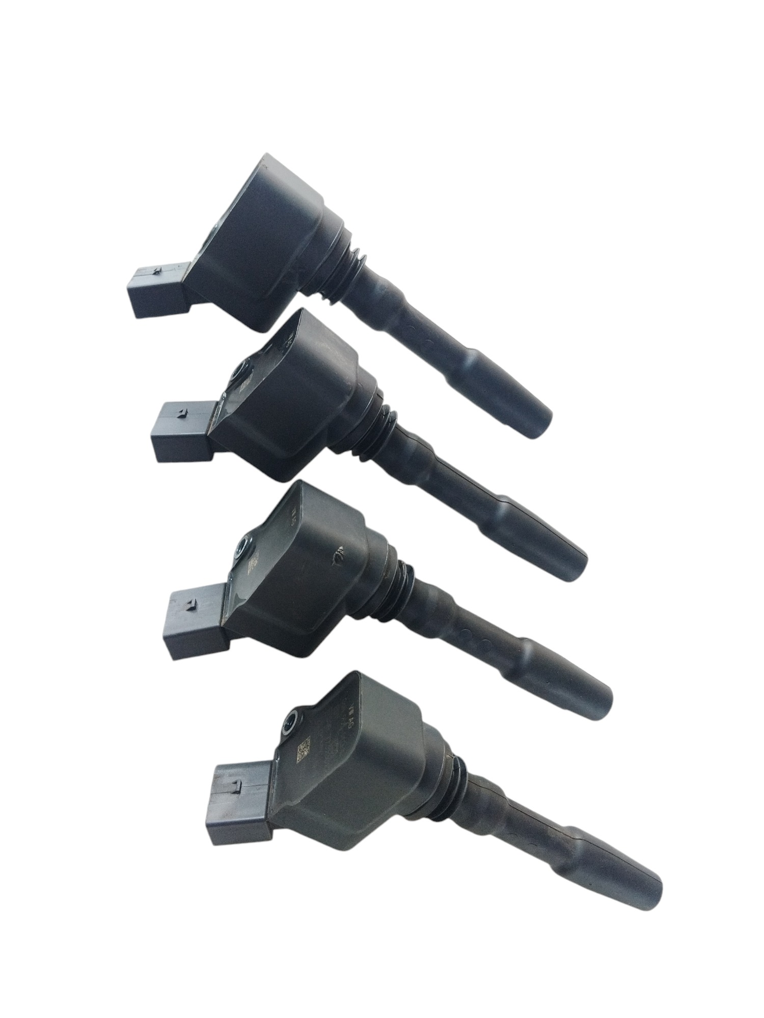 Kit 4 Bobinas Ignição Vw Audi 06h905110l A4 A3 Q3 Jetta 2.0