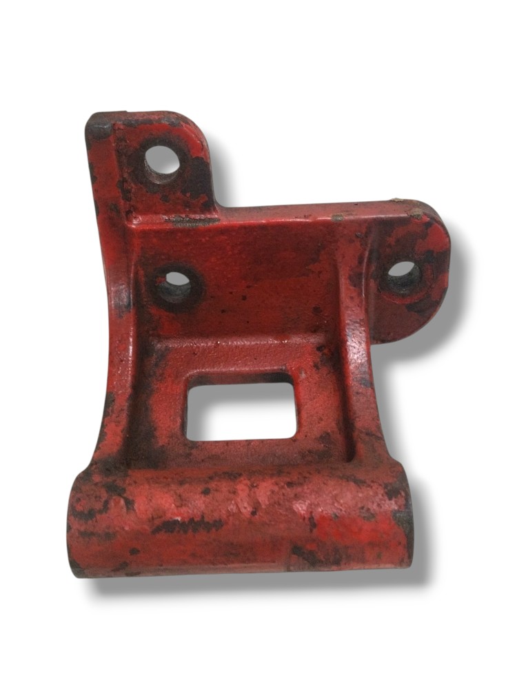 Suporte do alternador da colheitadeira CASE 2799 2013