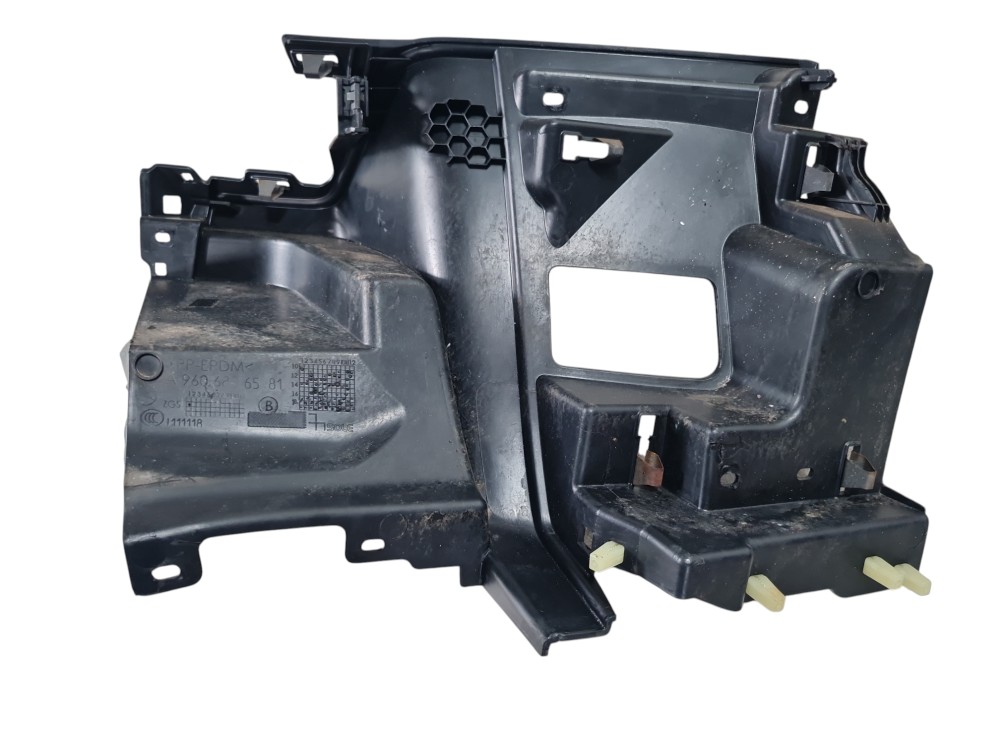 Revestimento Interno Mercedes Actros 2651 2022 A9606806581 5