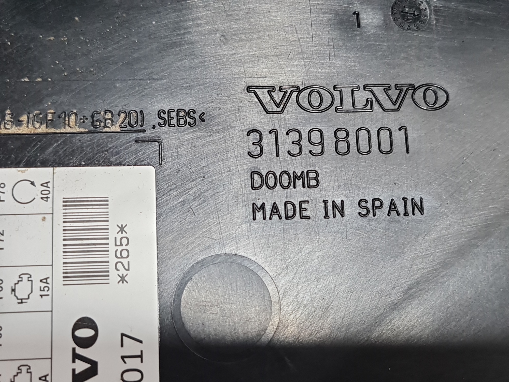 Tampa Caixa Fusivel Volvo Xc90 D5 2017 31398001 Original 6