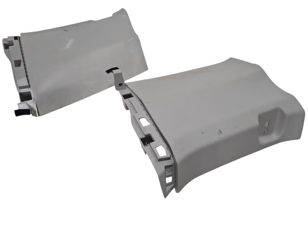 Par Coluna De Acabamento Porta Malas Gwm Tank 300 Original 3