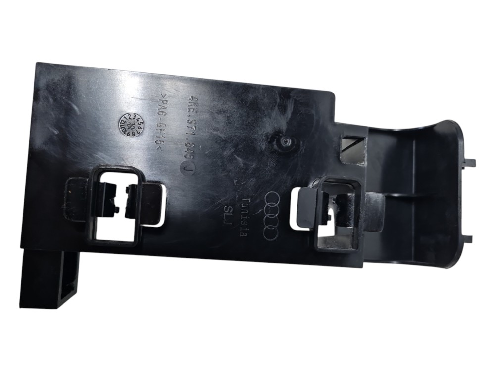 Modulo da caixa de fusiveis AUDI E-TRON ano 2022 original 1