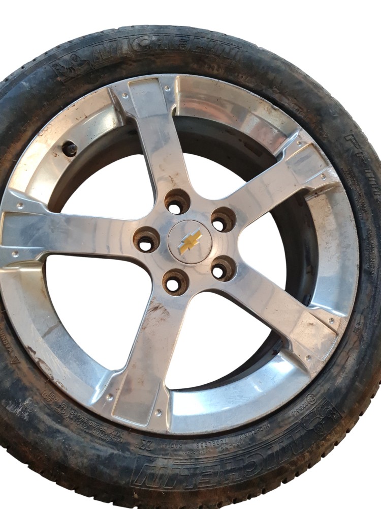 Roda Com Pneu Liga Leve 17 Chevrolet Captiva Sport Ano 2009 Prata 3