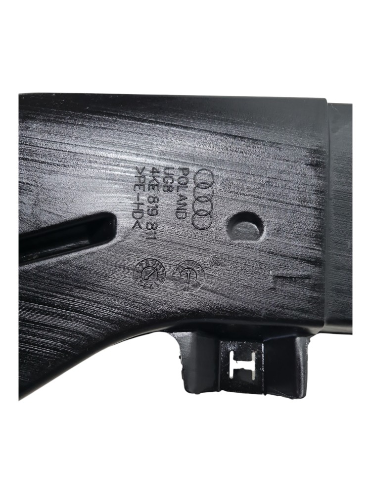 Duto assento para aquecedor pilar B Audi etron 2022 original 6
