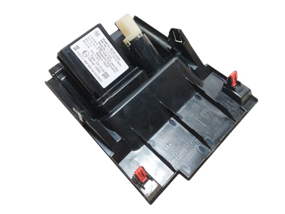 Painel Console Central C/entrada Usb I/lexus Nx300h Luxury 2