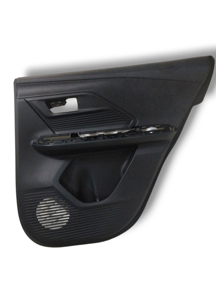 Forro de porta traseira direita do Toyota Yaris Cross 2026