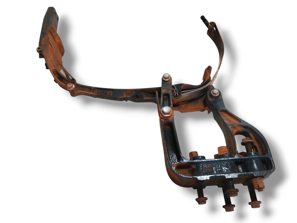 Suporte Esquerdo Catalizador Volvo Vm 330 2021 22272802