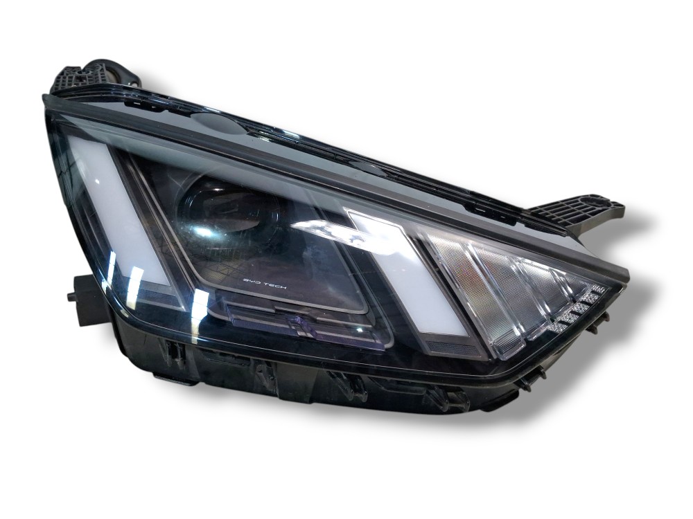Farol Direita Para Byd Dolphin Mini 2025 2026 Impecável