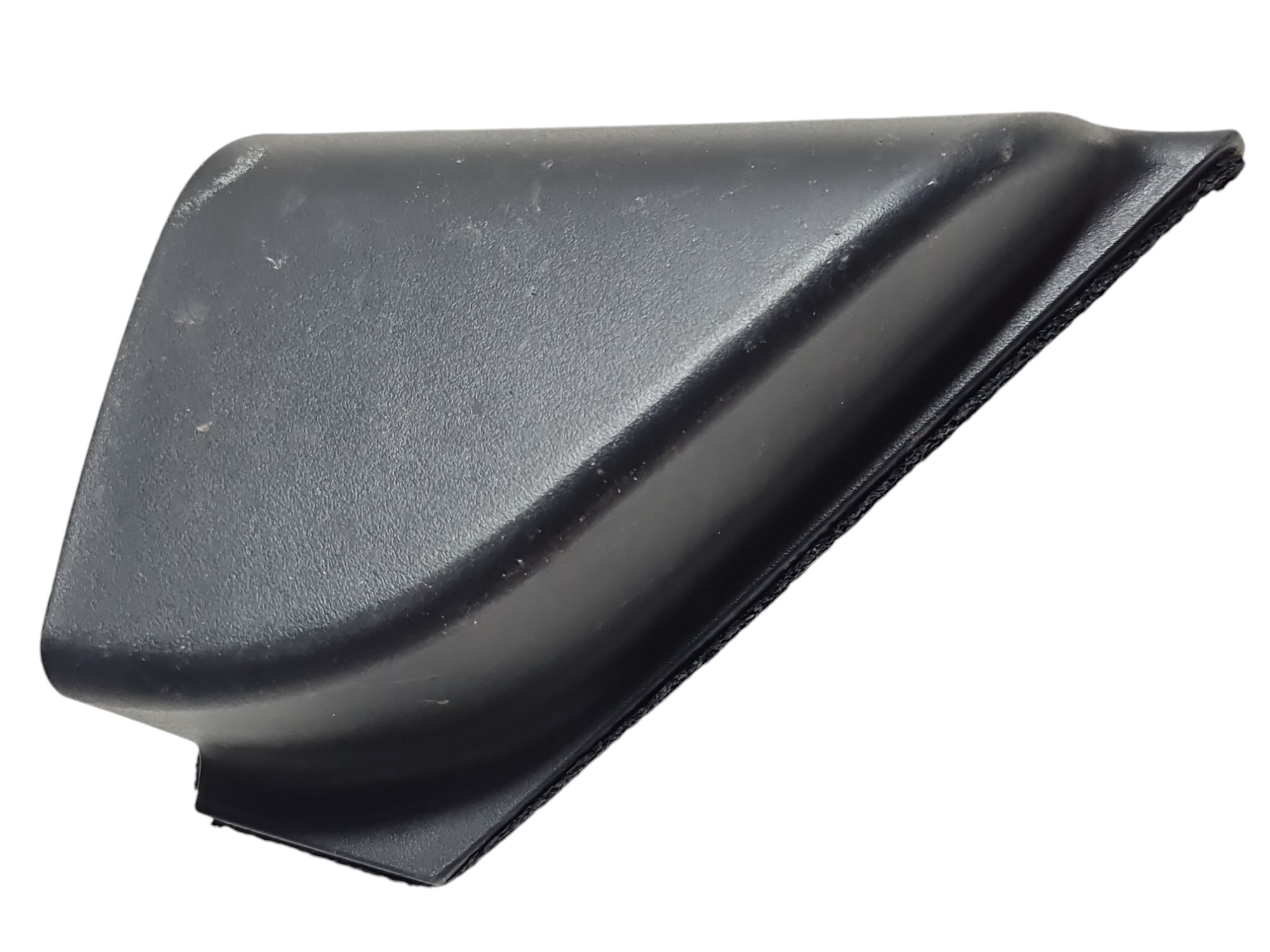 Acabamento Interno Retrovisor Esquerdo Tracker 2021 A 2024 2