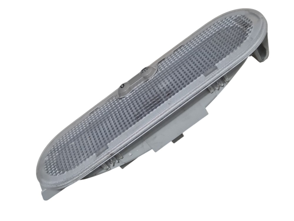 Luz cortesia teto Renault logan zen10mt ano 2013 original 2