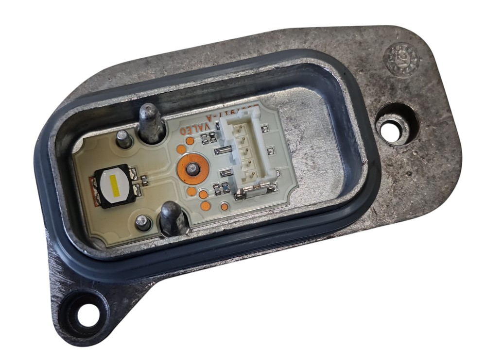 Controlador Led Farol Dianteiro Esquerdo Bmw I3 2022 4