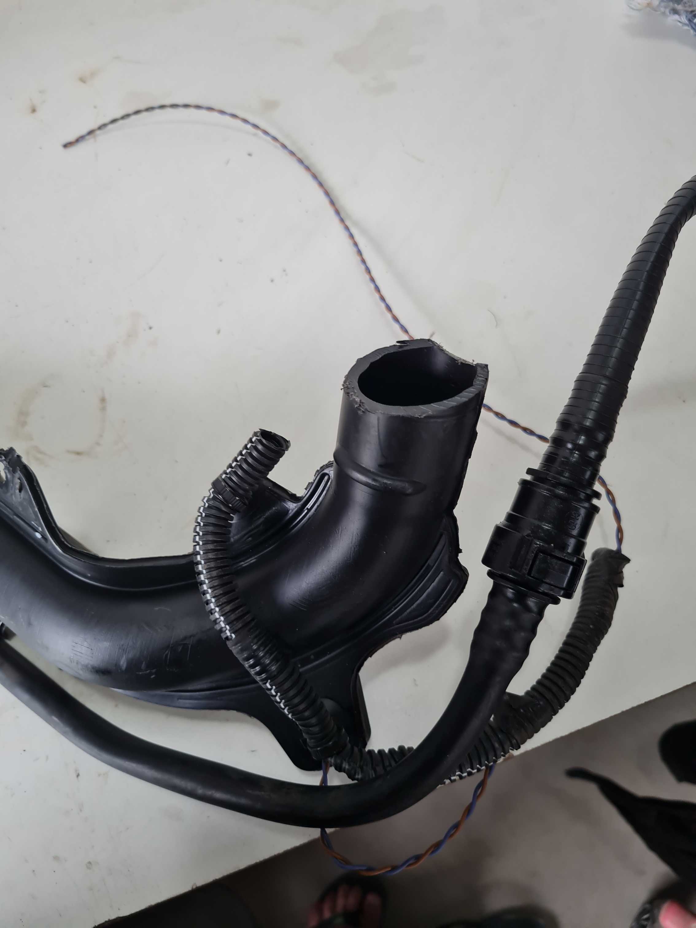 Gargalo Tanque Combustivel Peugeot Expert Jumpy 2021 Detalhe 2