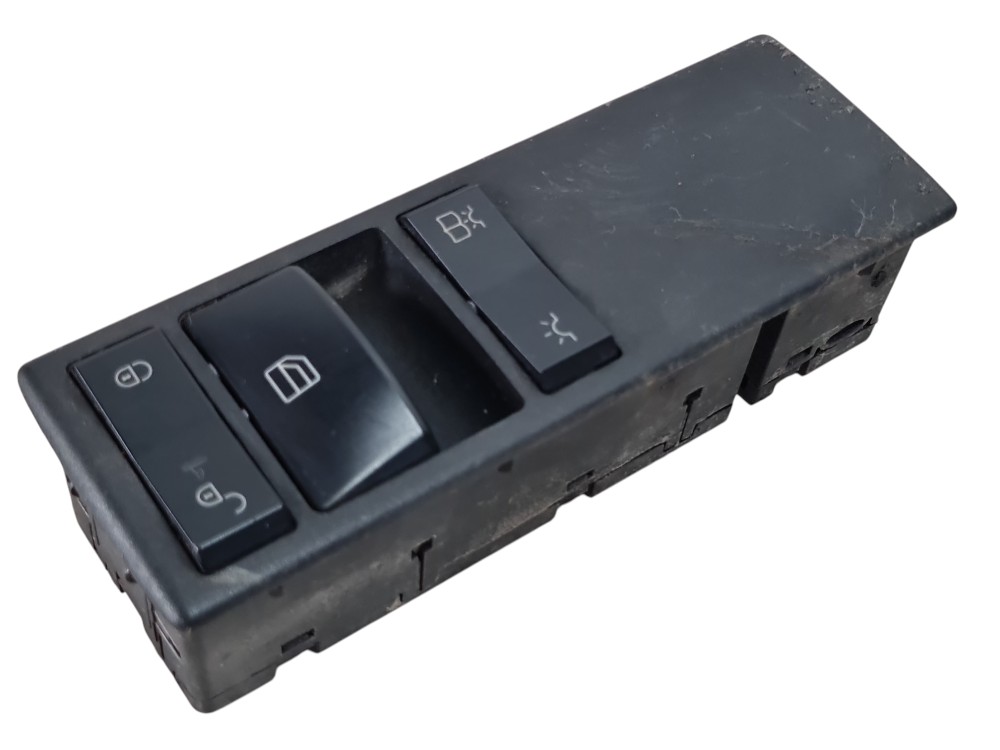 Interruptor vidro direito Mercedes Actros 2651 2022 3