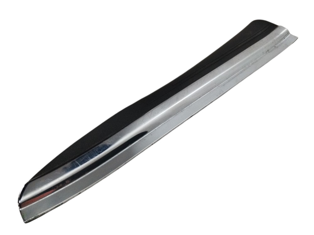 Soleira Porta Traseira Direita Mercedes Cls 500 2005 3