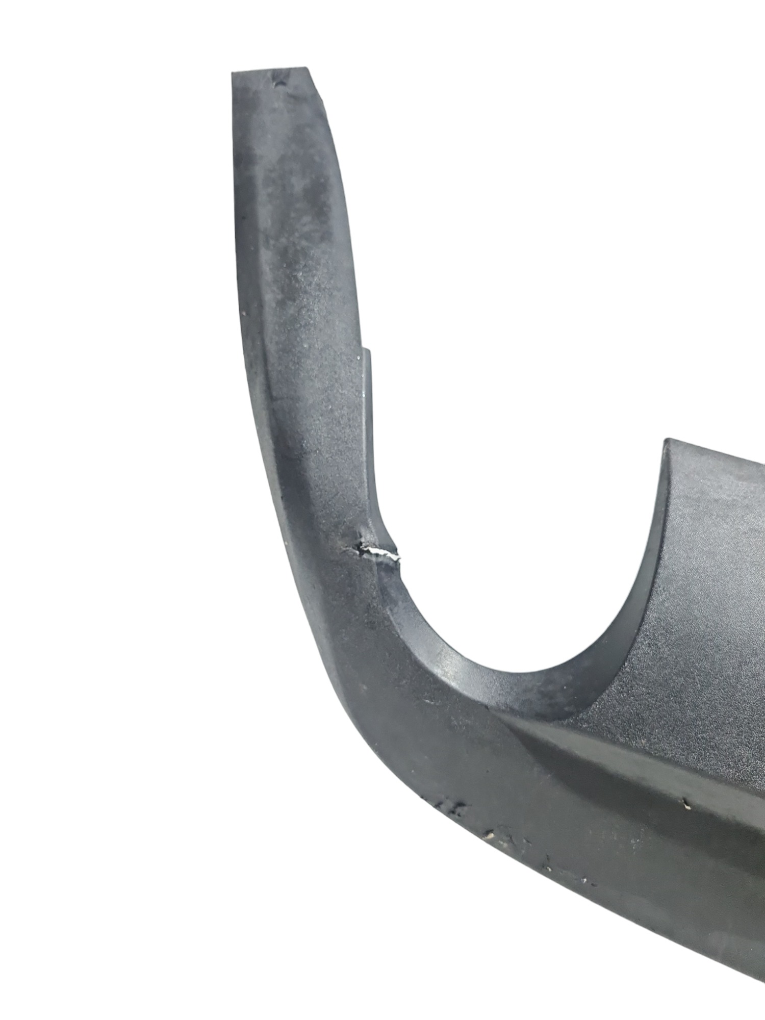 Spoiler Parachoque Traseiro Volvo V40 2017 Com Detalhe  Preto 2