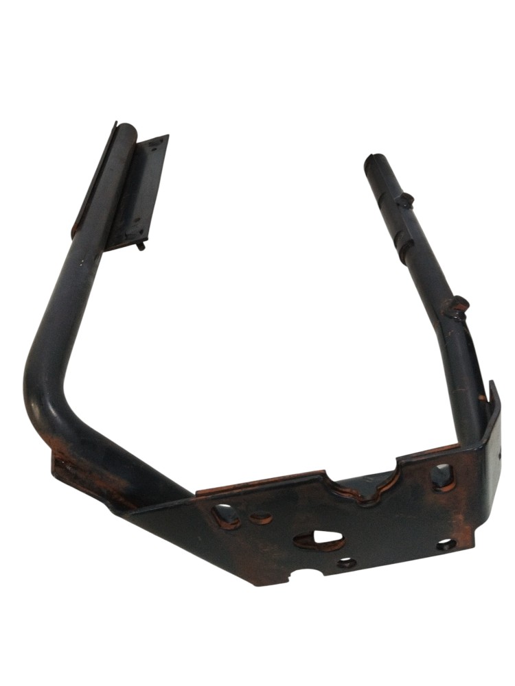 Suporte Paralama Diantei. Esquerdo Volvo Vm330 2021 22813617 3