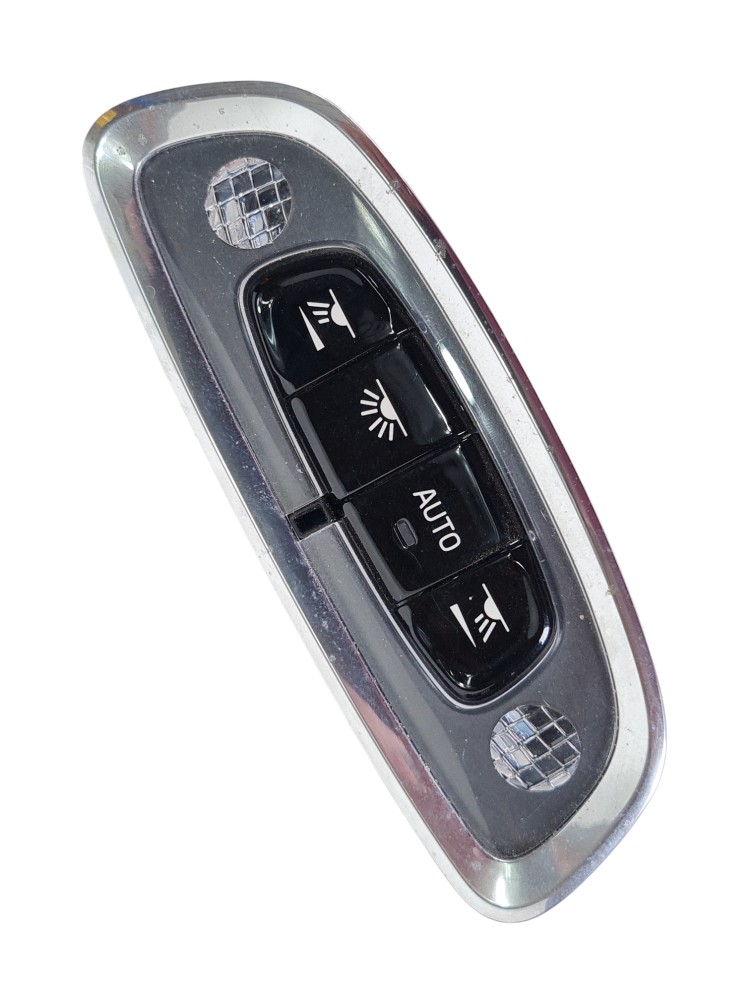 Moldura Comando Teto Luz Cortesia Volvo Xc90 D5 2017 4