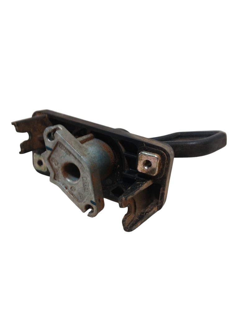 Maçaneta externa porta tampa traseira Fiat Fiorino 2021 3