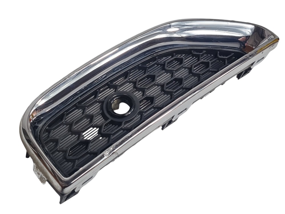 Moldura Grade Direita Parachoque Traseiro Chery Tiggo 5 2022 5