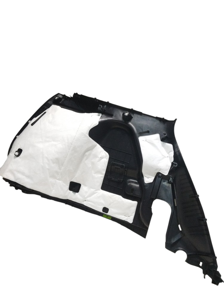 Forro lateral direito porta malas Toyota Yaris Cross 2026 8