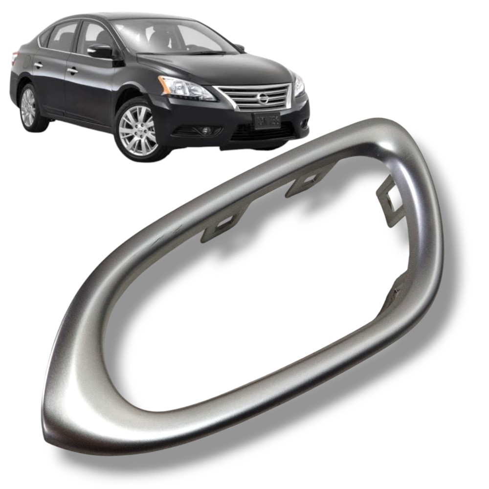 Moldura Maçaneta Int Traseira Esquerda Nissan Sentra 2016 Prata 1