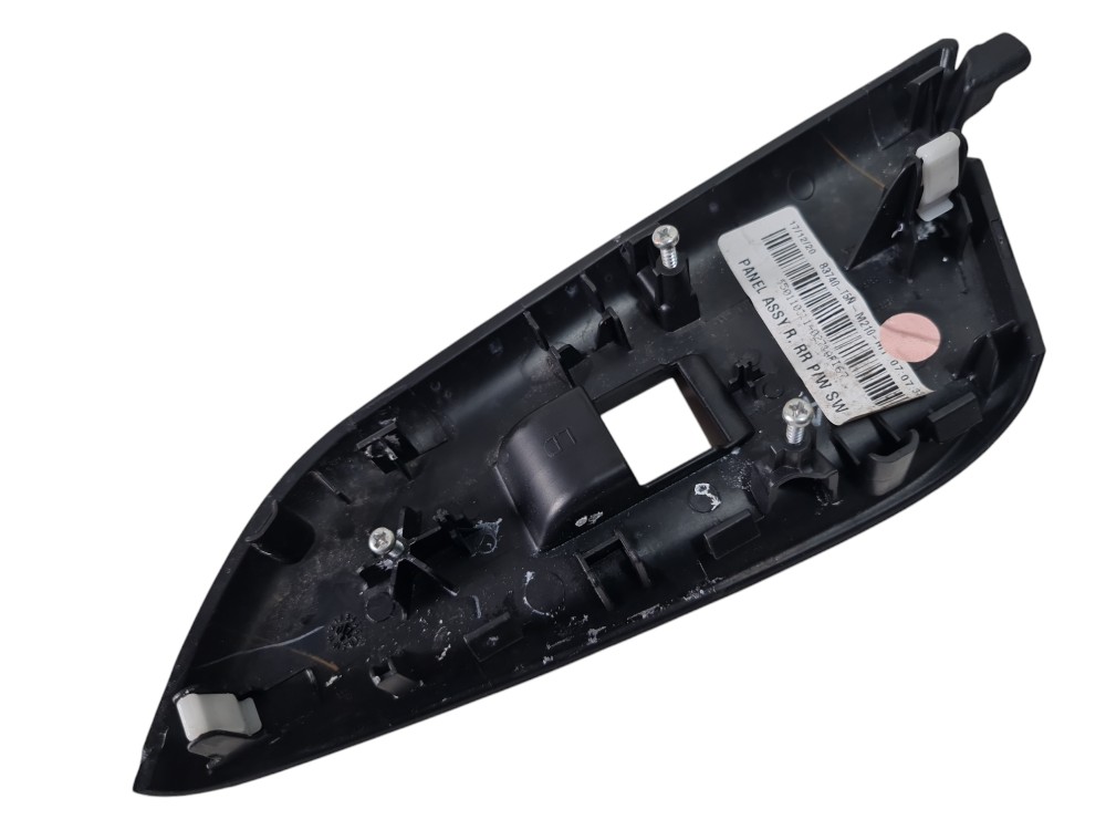 Moldura Comando Vidro Tras Direito Honda Wrv 2021 83740t5n 6
