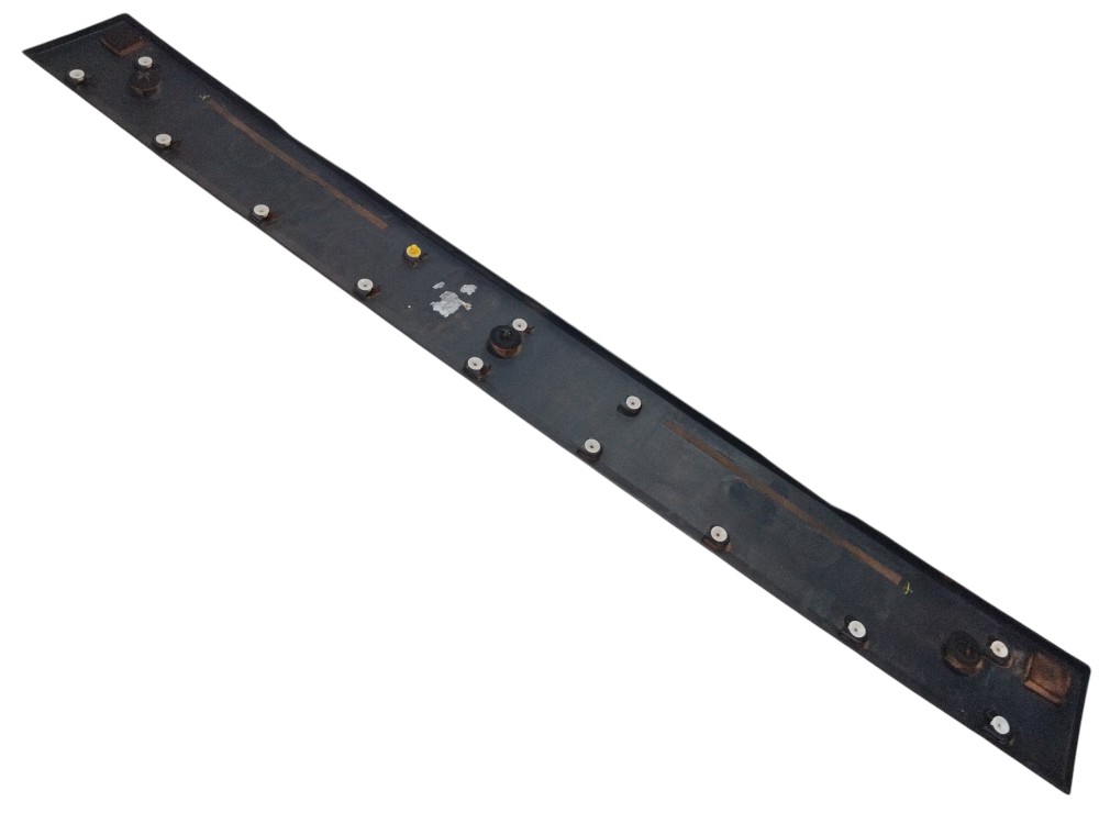 Friso Tampa Traseira Land Rover Discovery 4 2015 Dgp000184 5