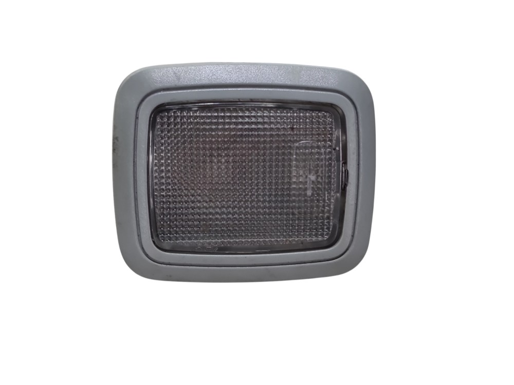 Acabamento lampada interna volvo vm 330 ano 2000 a 2013