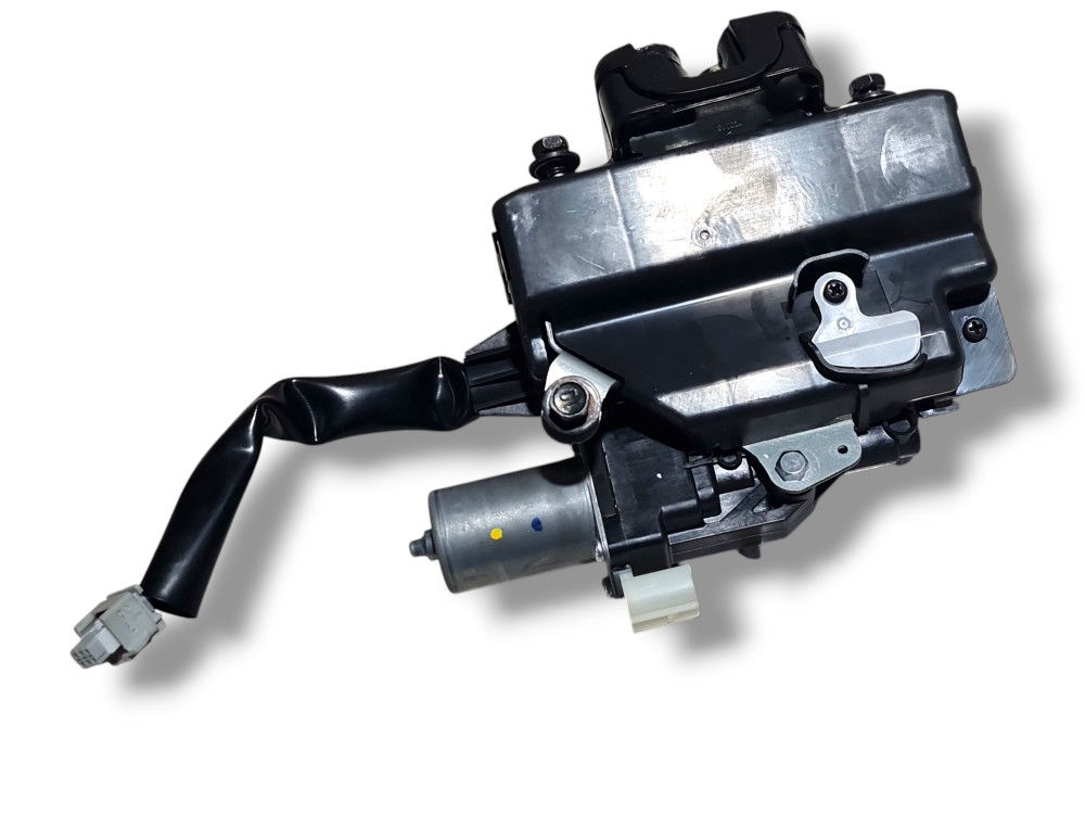 Fechadura porta malas Toyota Yaris CROSS XRX 2026 ORIGINAL