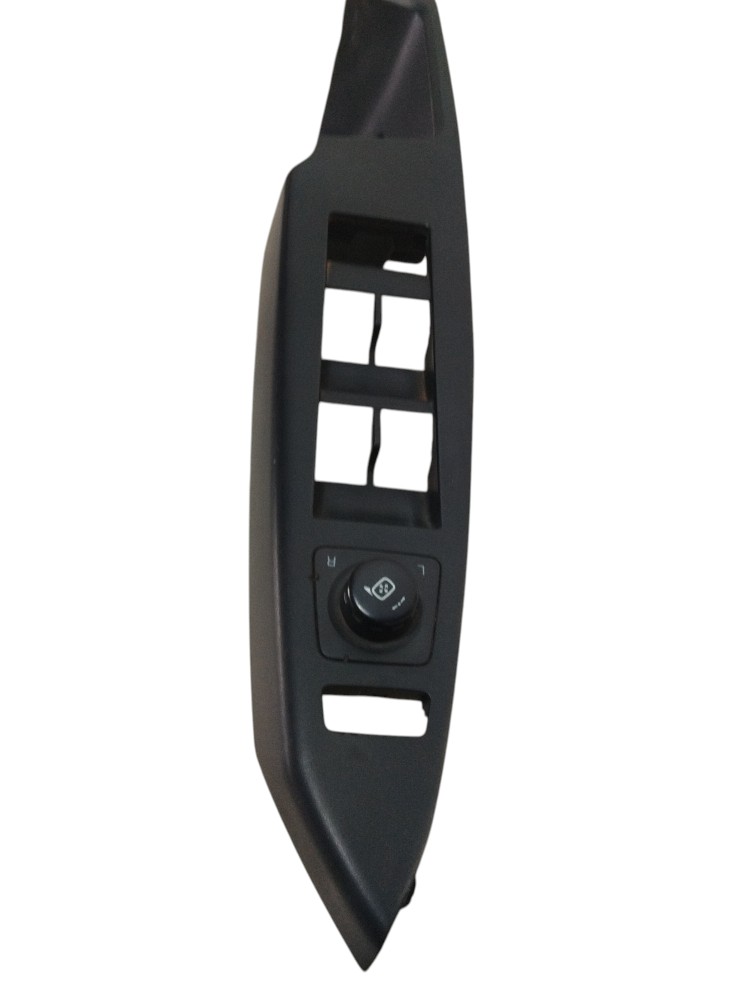 Moldura de botao vidro elétrico Chevrolet Captiva detalhes 7