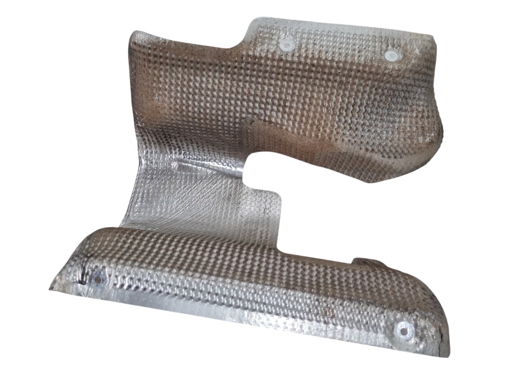 Defletor calor escape assoalho Mercedes Classe C 230 2002 4