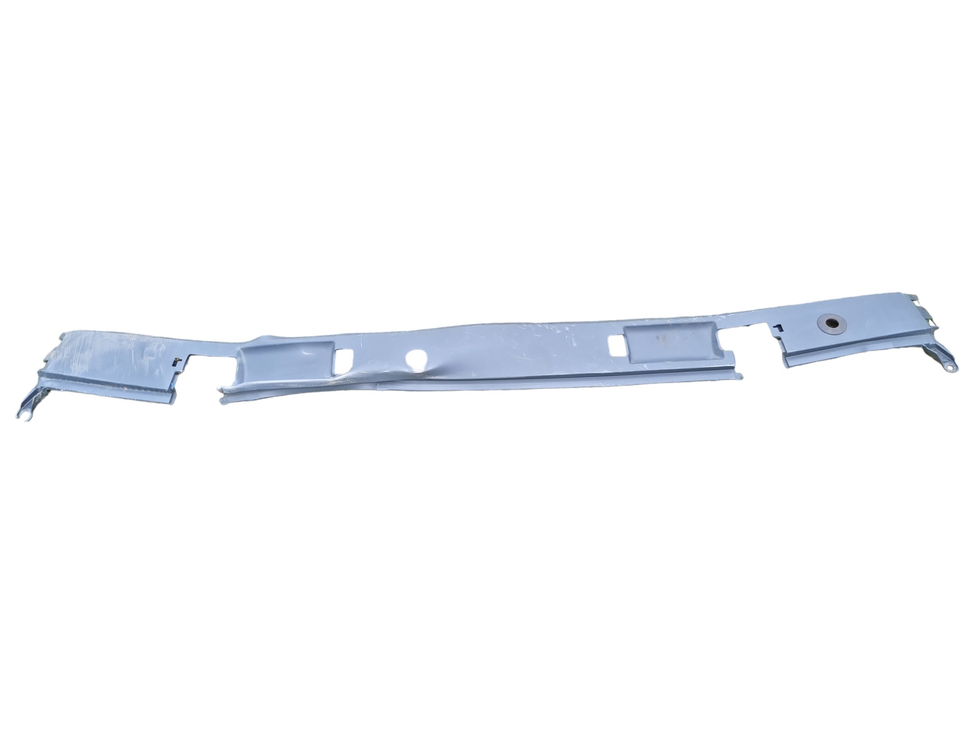 Acabamento Inferior Parabrisa Volvo Fh540 2023 C/ Detalhe