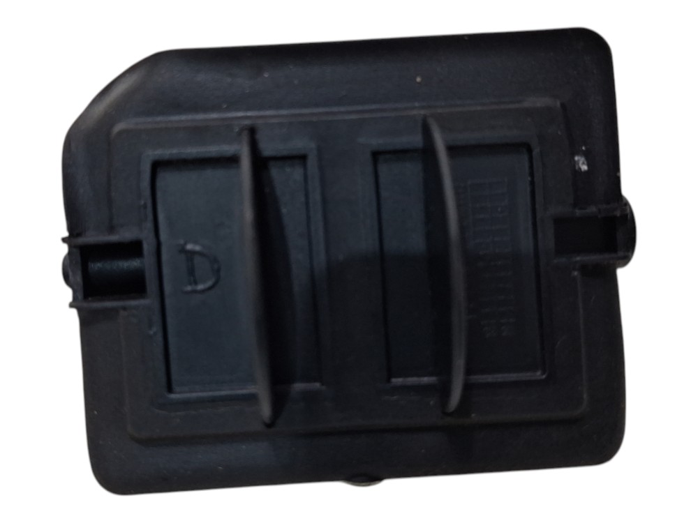 Tampa difusor de ar direito constellation 26320 ano 2025