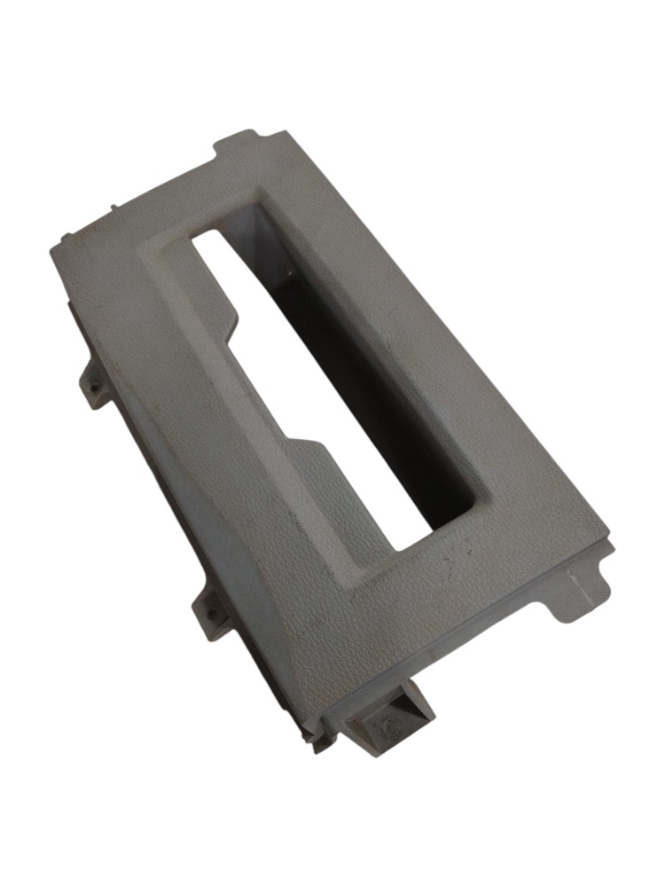 Porta objetos Painel Central Volvo Vm 2021 20722677 3