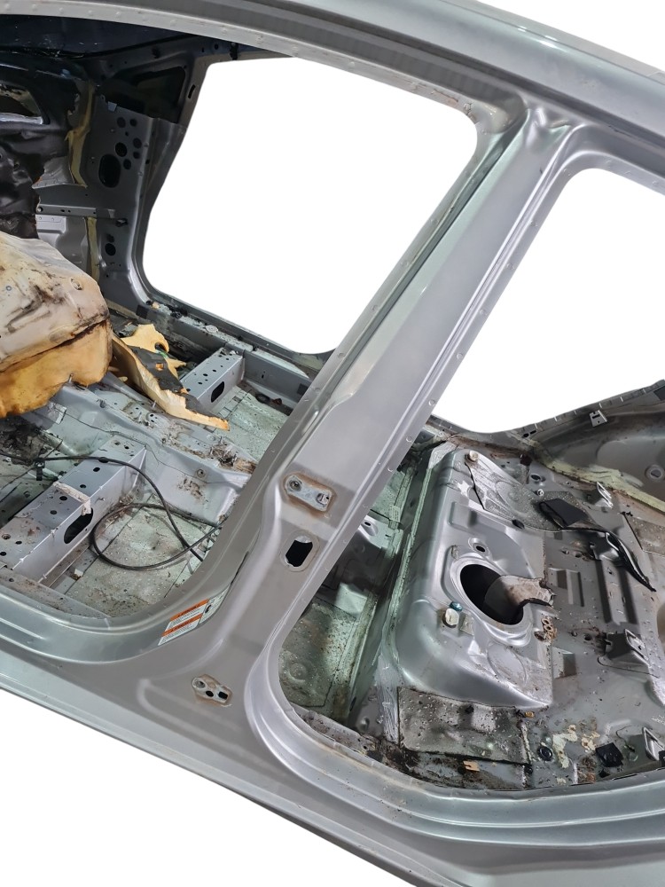 Corte carroceria coluna ambos os lados ford new fiesta 2014