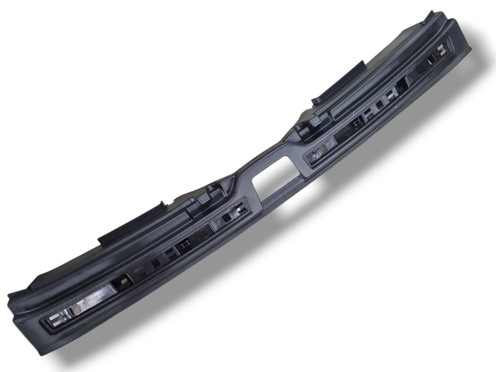 Proteção Soleira Porta Malas Volvo Xc40 2020 31440884 1