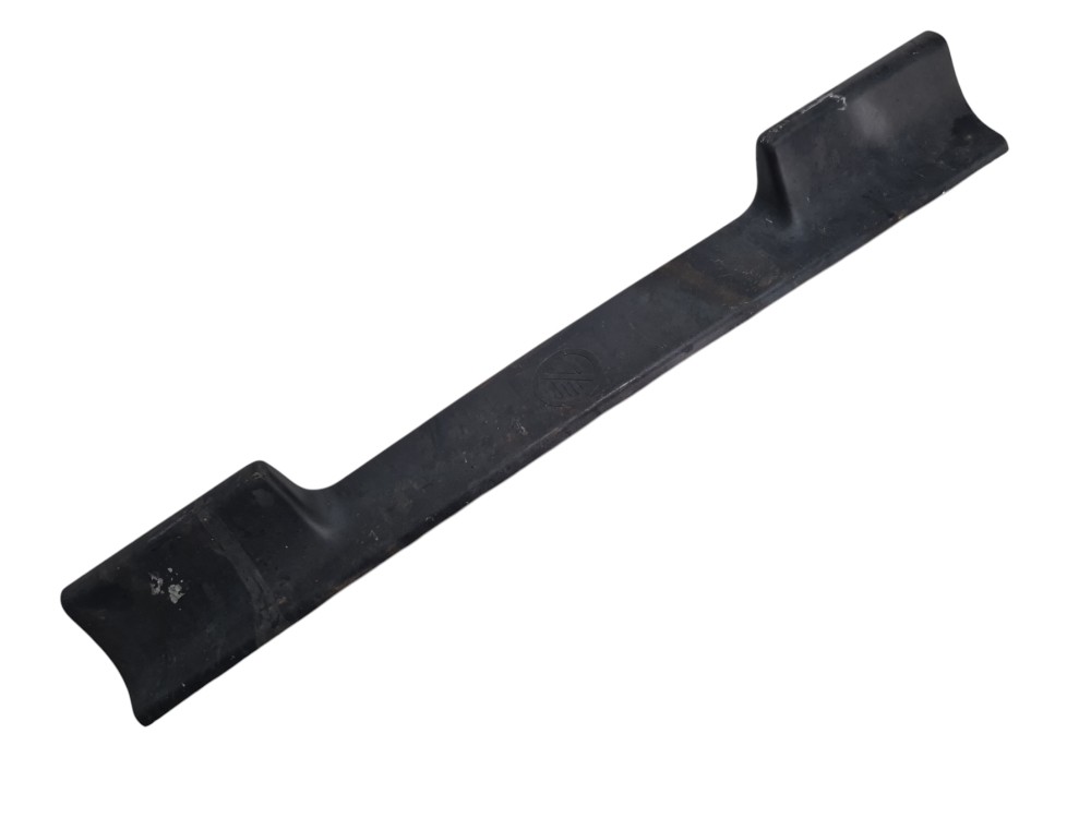 Moldura central parabrisa Volvo VM 2021 2022 5010301659 3